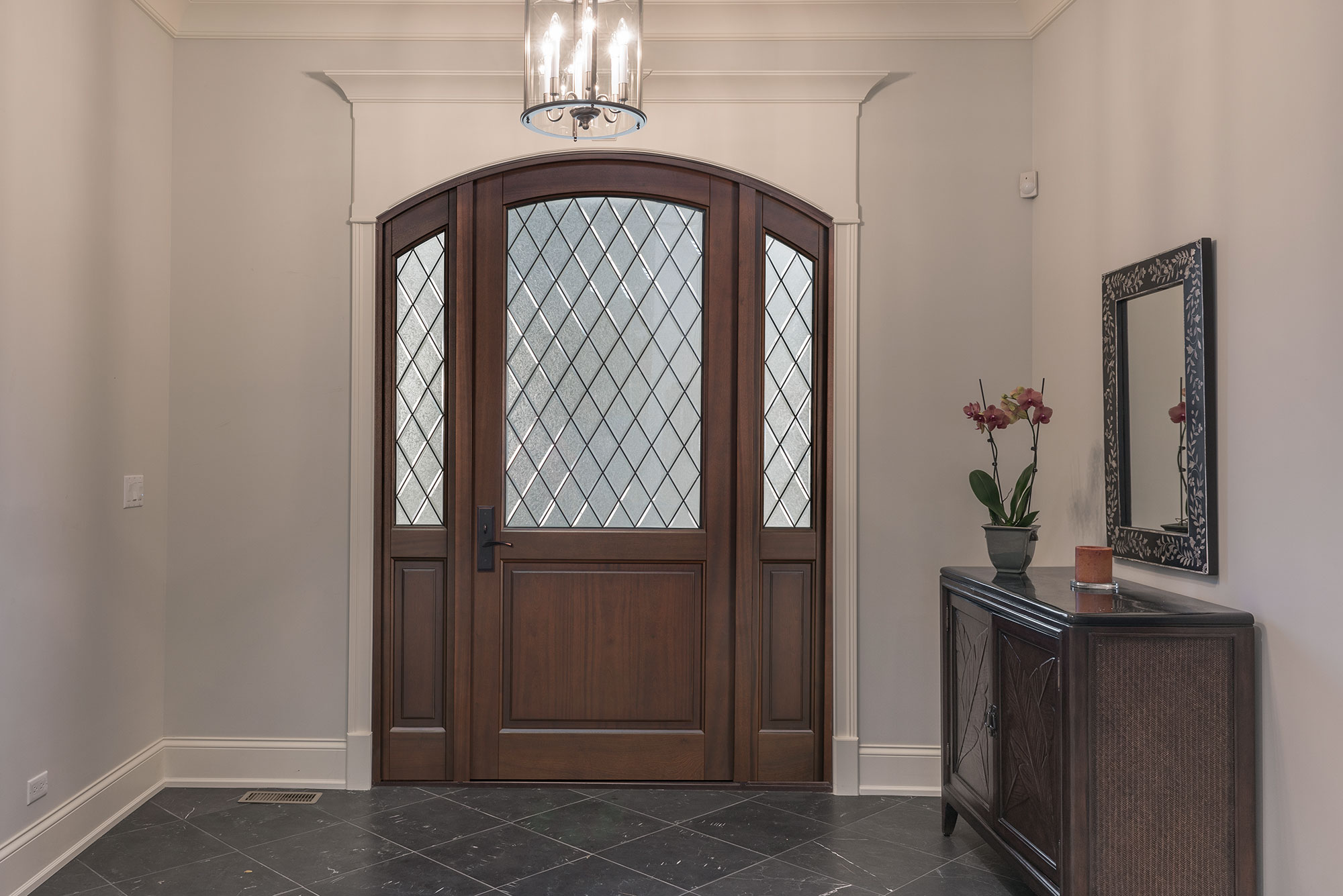 Glenview-Arch-552PWDG-2SL_Mahogany-Walnut-gallery1