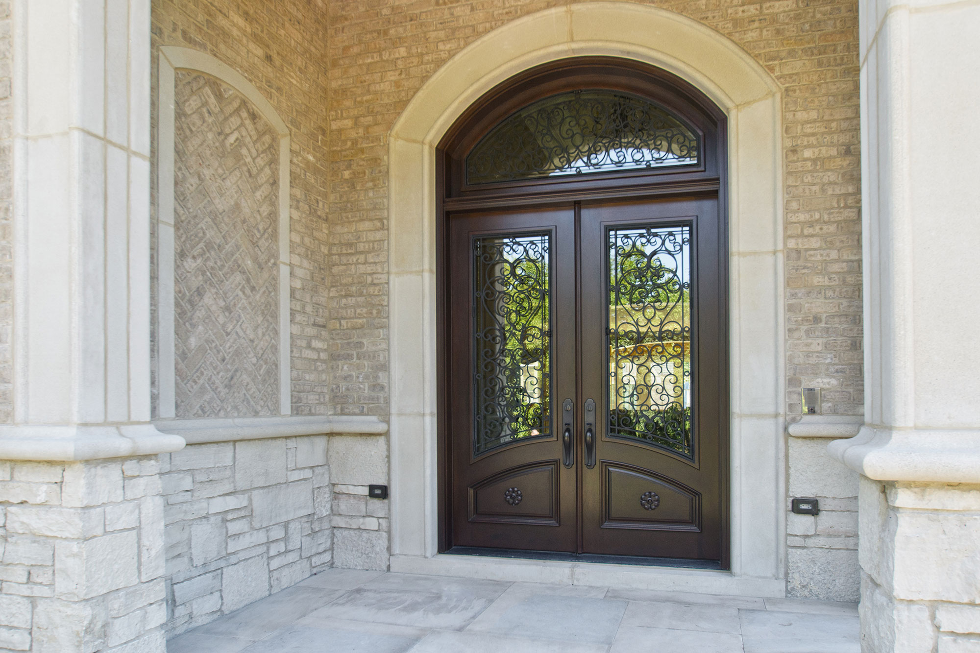 Glenview-H003-DD-S-TR-Mahogany-Heritage-Collection-Front-Door