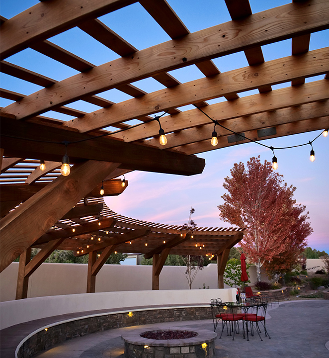 humboldt-redwood-curved-pergola-evening